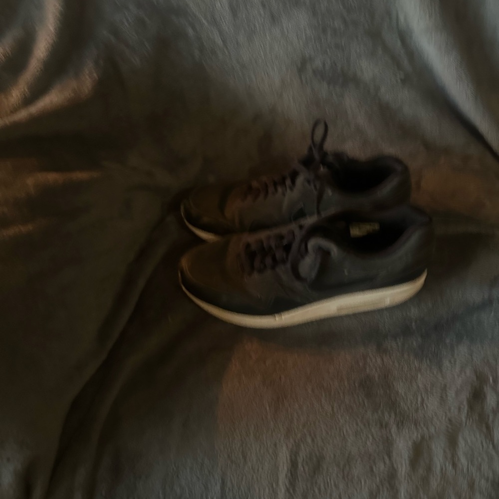 Men's Black Sneakers